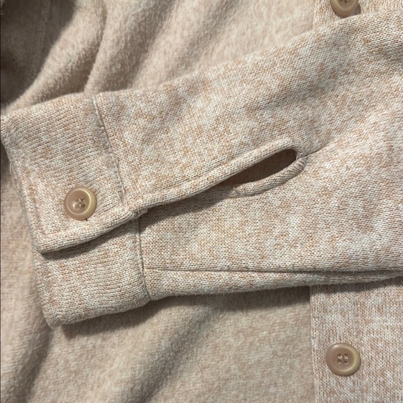 Button-Up Jacket - Picture 6 of 6
